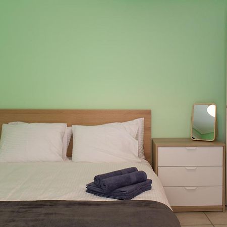 3 Bedroom Comfortable Apartment Gtd31506 Athene Buitenkant foto
