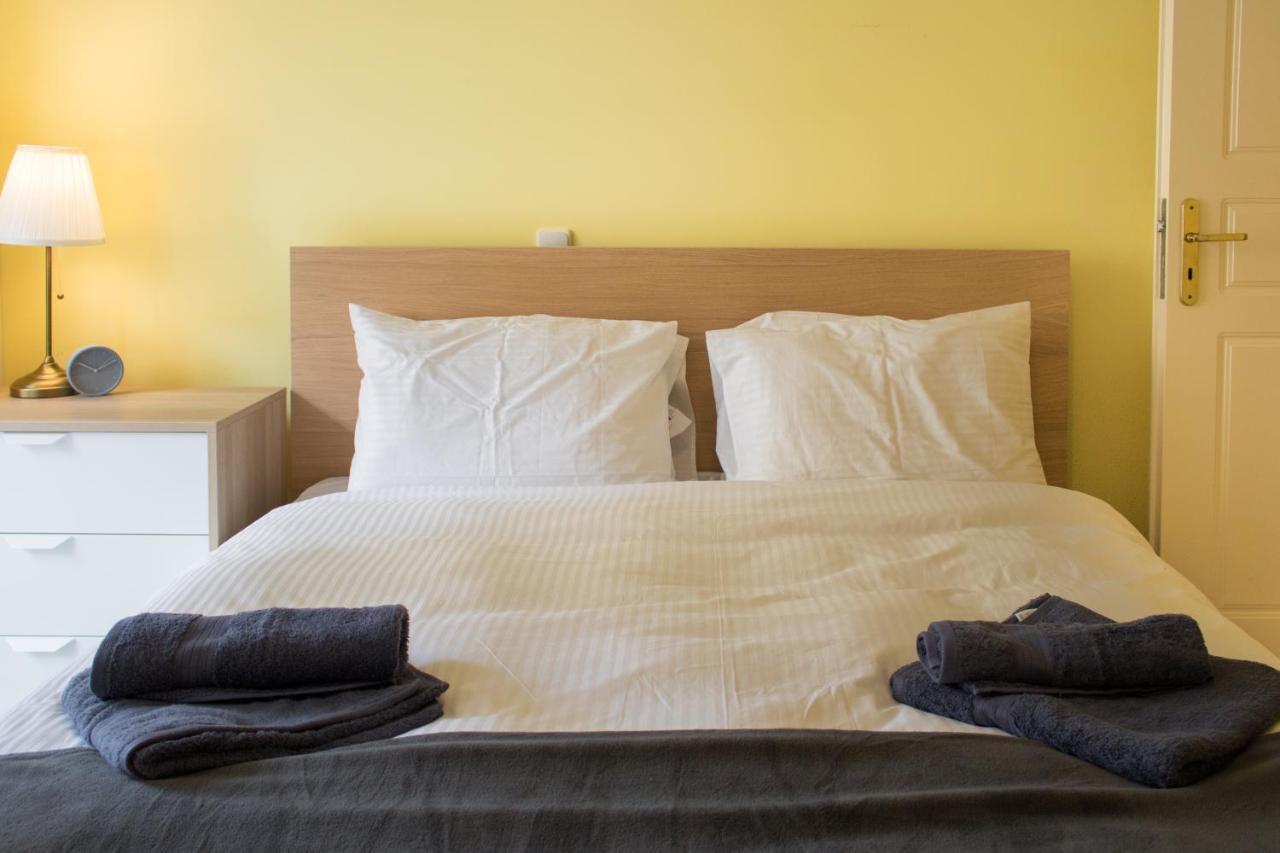3 Bedroom Comfortable Apartment Gtd31506 Athene Buitenkant foto